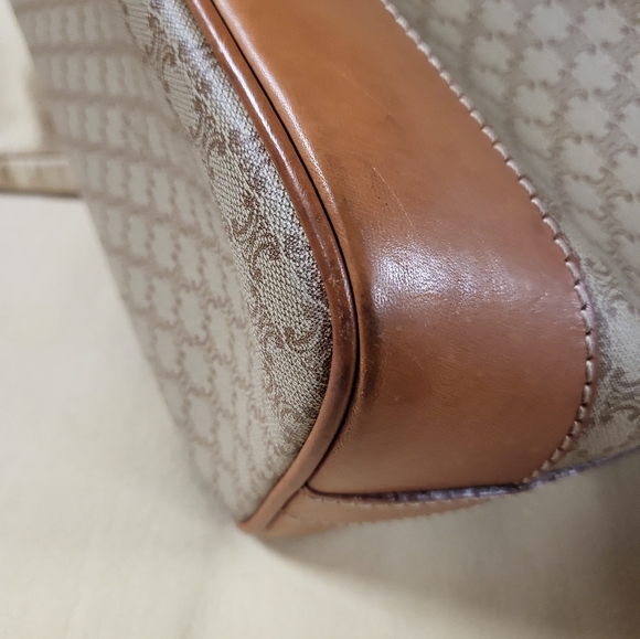 CELINE BUCKET BAG - Picture 10 of 17